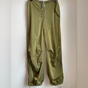Solado Olive Green Women's Drawstring Cargo Pants‎ Size S